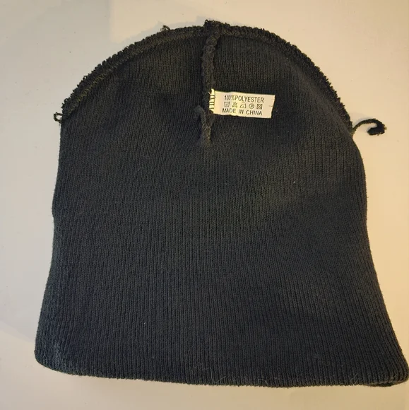 Black “california republic” beanie - Picture 5 of 5